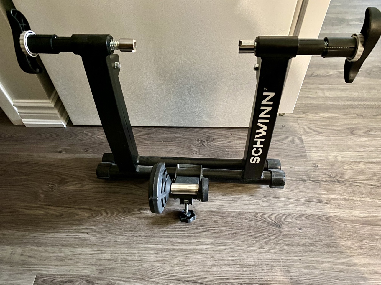 Schwinn Folding Bike Trainer Karrot