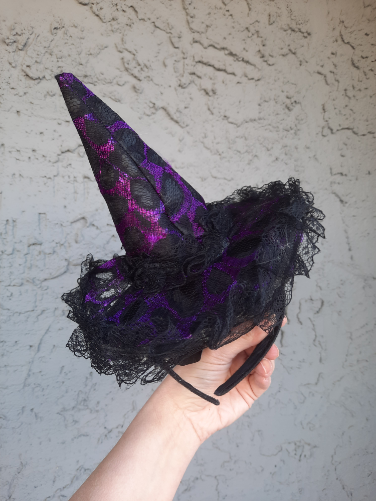 Moving sale ⚠️🚨 Halloween witch hat - photo 2
