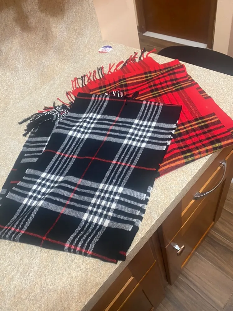 Set of 2 scarves thumbnail