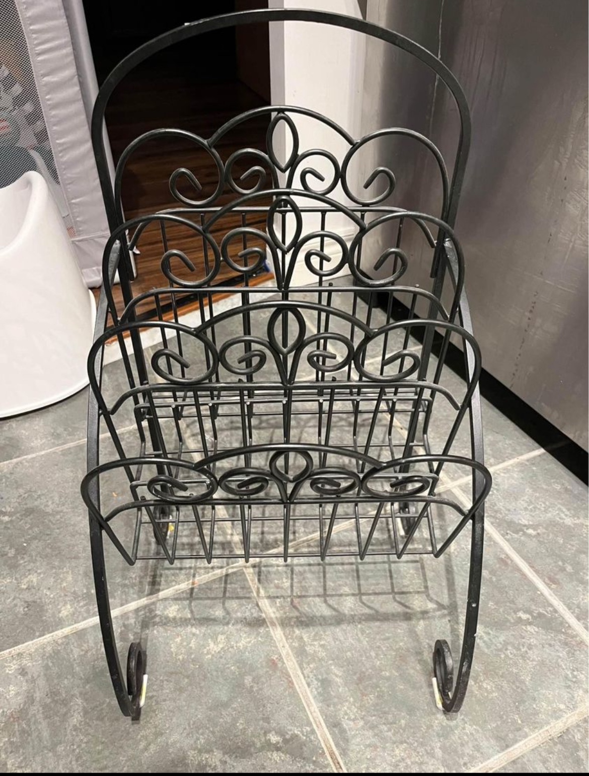 Black wrought iron Magazine Rack- Vintage