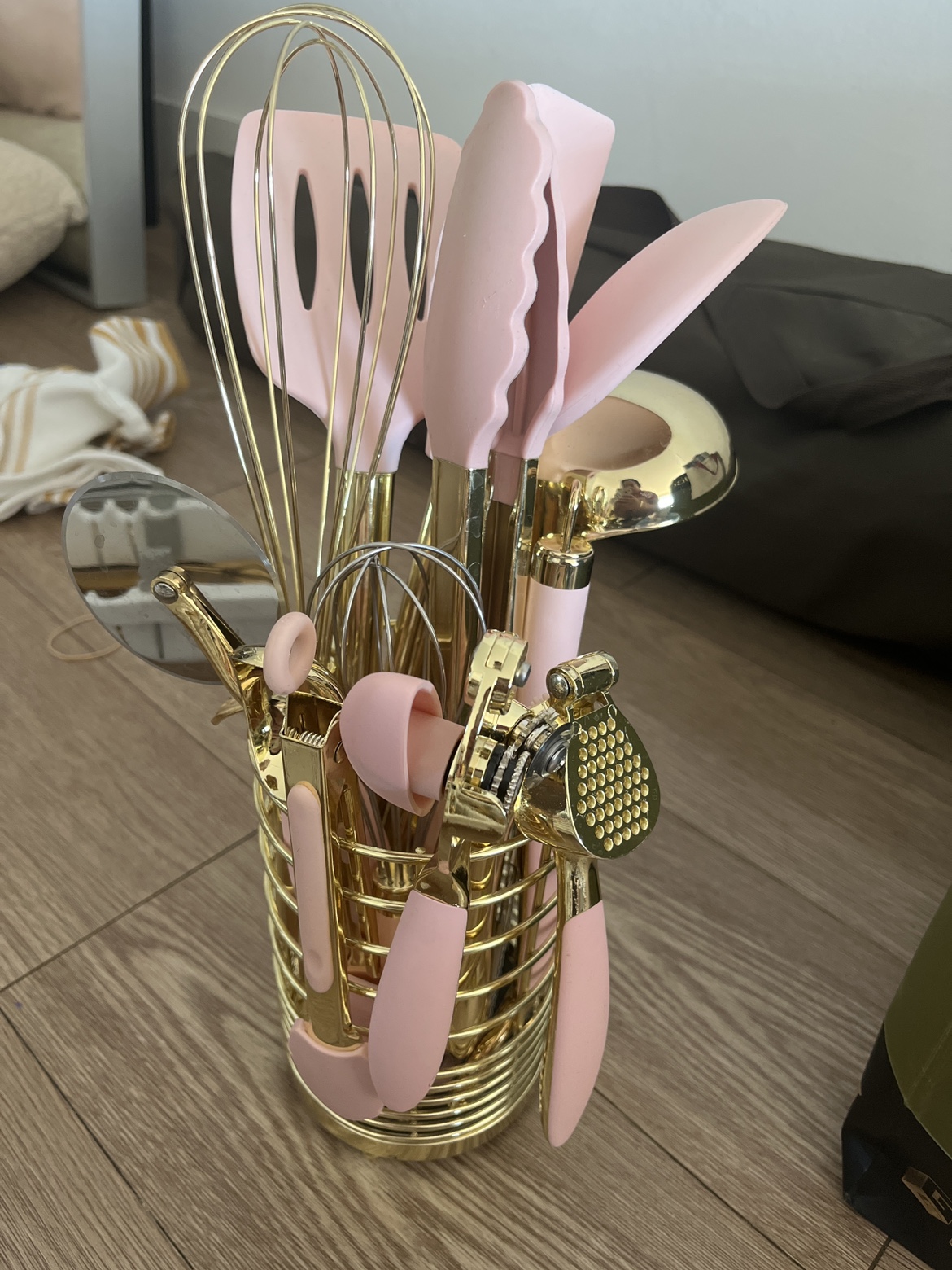 Gold and Pink Kitchen Utensil Set