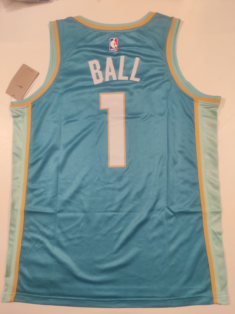NBA Jerseys new with tags size 48L - photo 4