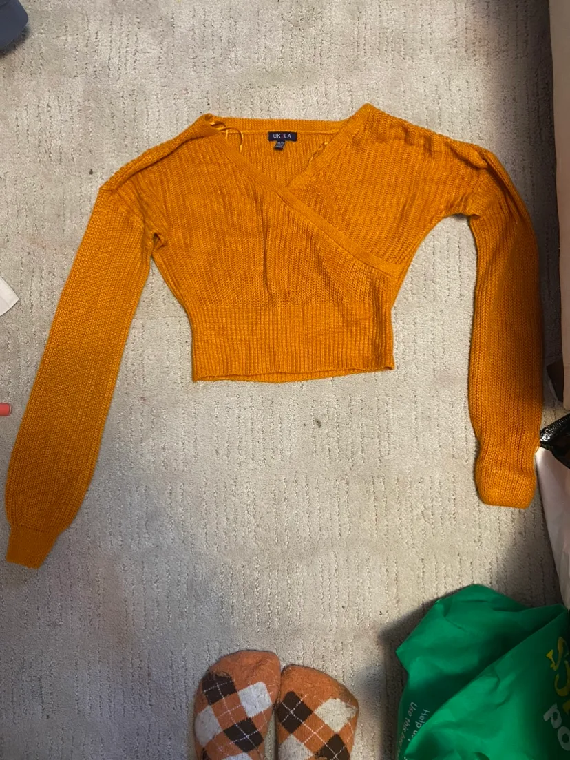 Orange Knitted crop Sweater thumbnail