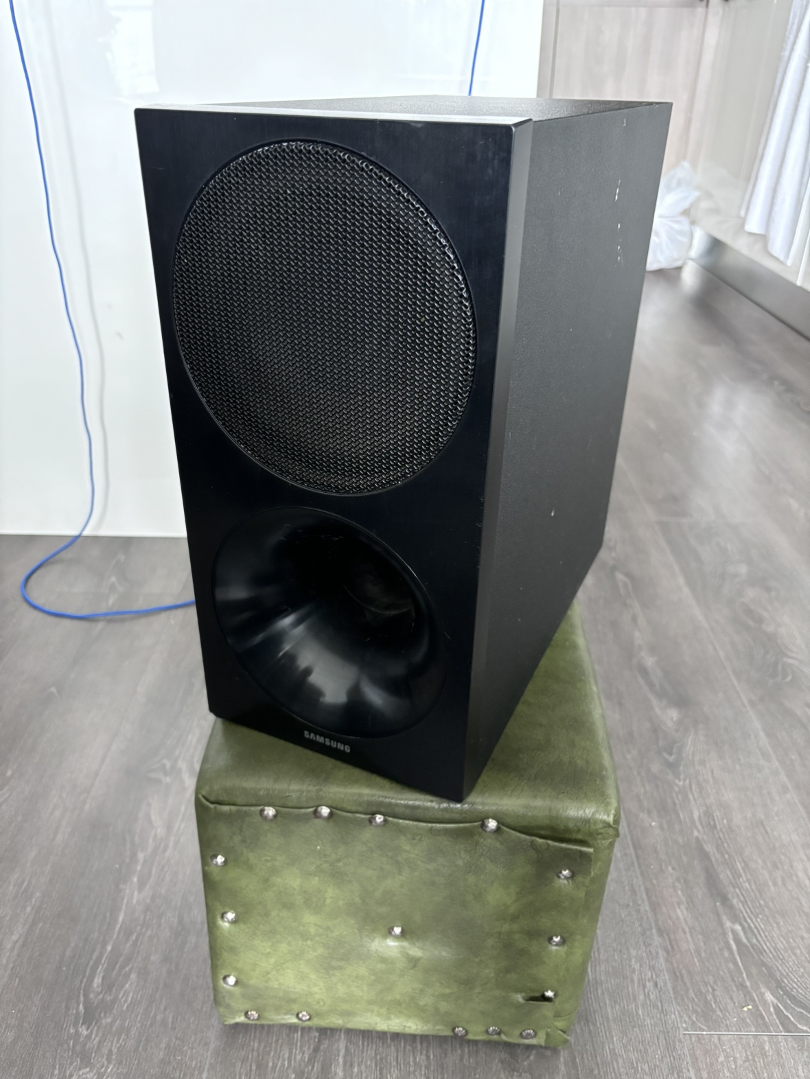 Samsung HW-M550/ZC Soundbar and Wireless SubWoofer PS-WM30 - photo 3