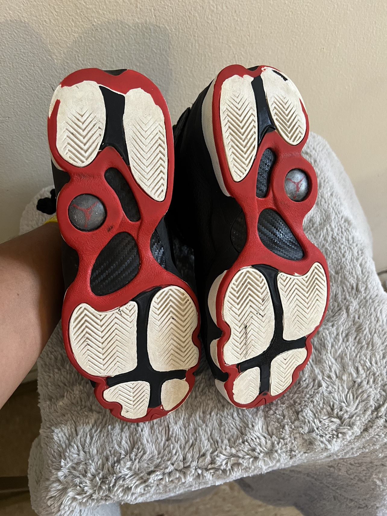 Jordan black and red sneaker size 7