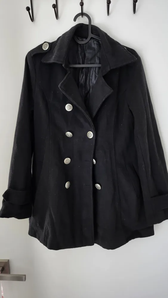 black coat #freecycle thumbnail