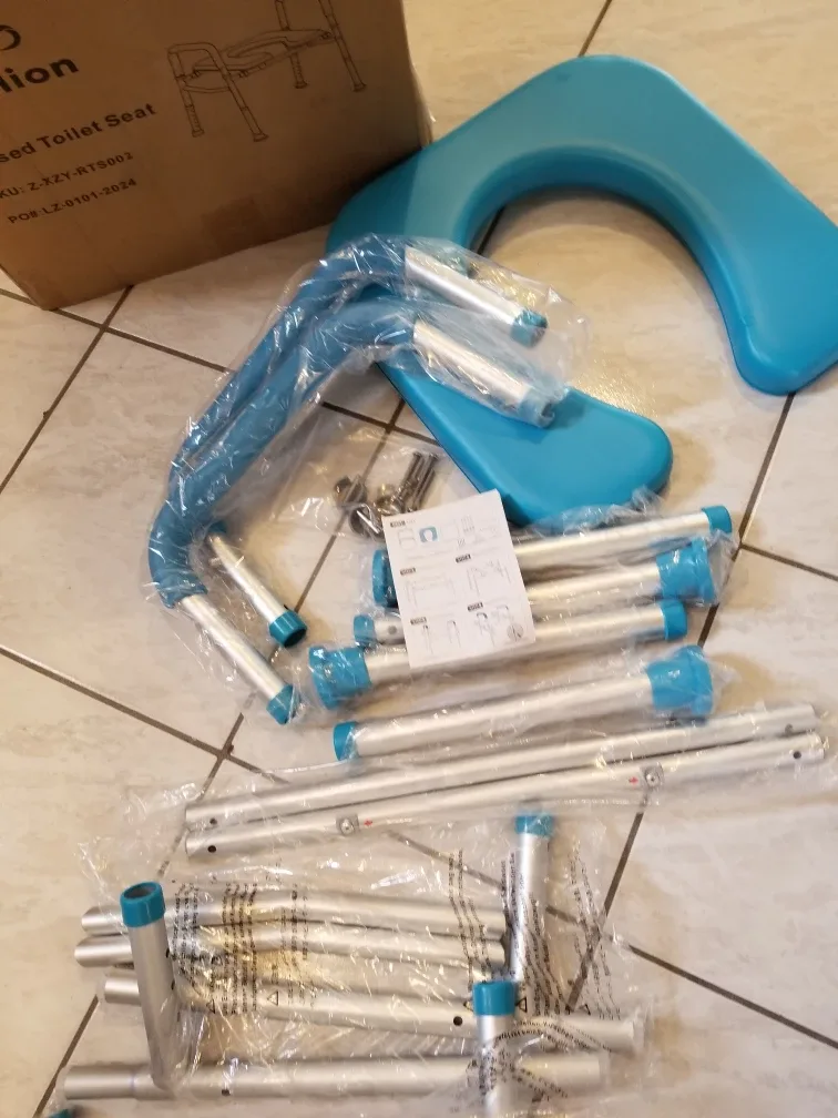 Gillion Raised Toilet Seat with Handles, brand new image indicator(6)