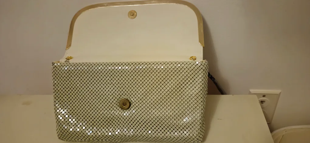 Cream Mesh Chain Evening Ba image indicator(4)