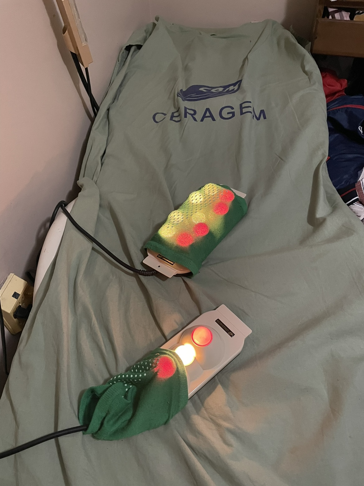 CeraGem Far Infrared massage bed - photo 2