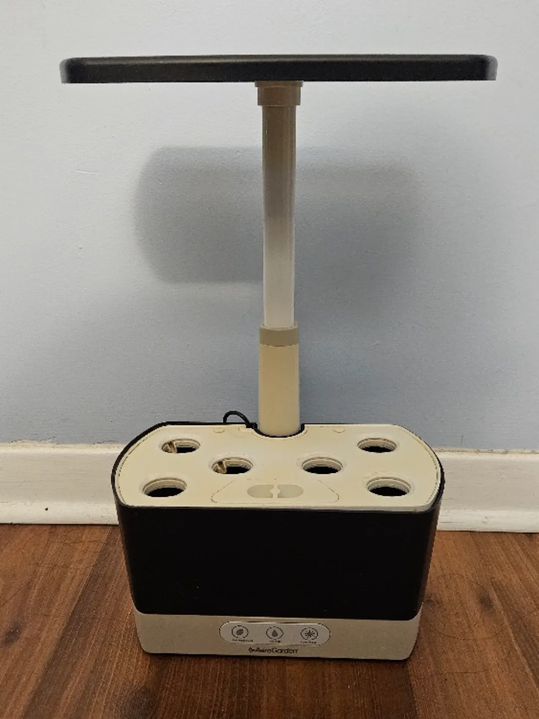AeroGarden Indoor Hydroponics Garden image indicator(2)