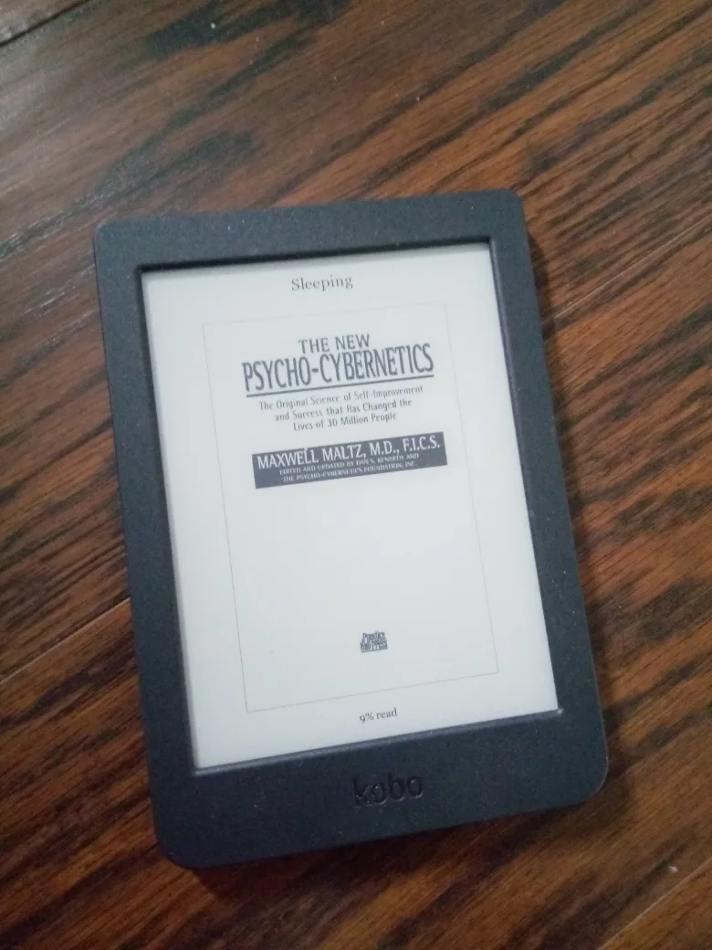 eReader Kobo nia 6" screen 8GB of storage image indicator(2)