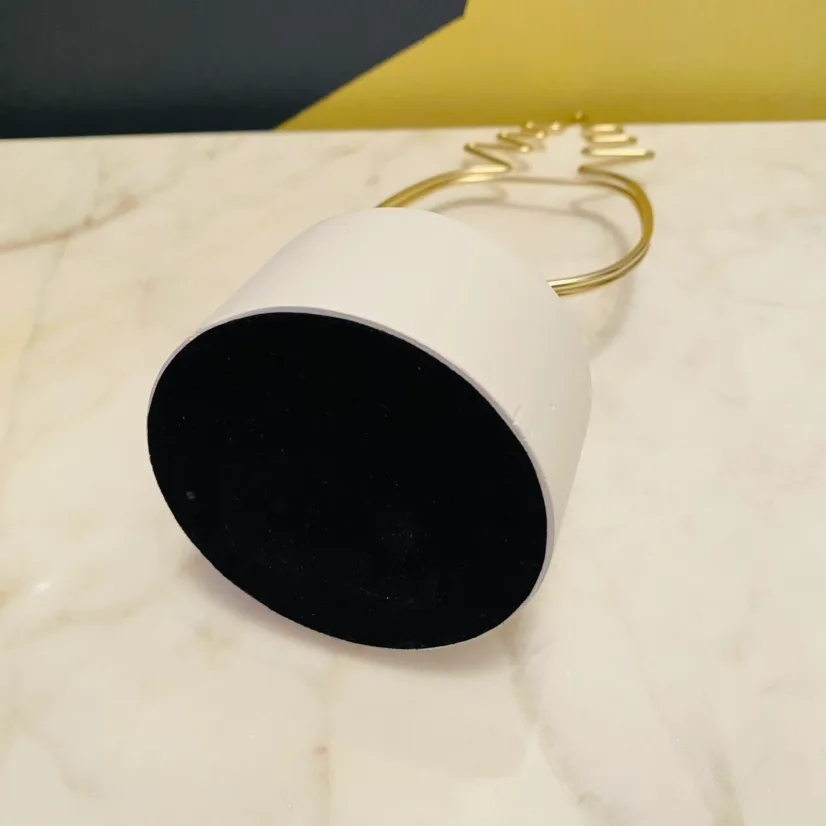 Gold Pineapple Frame image indicator(4)