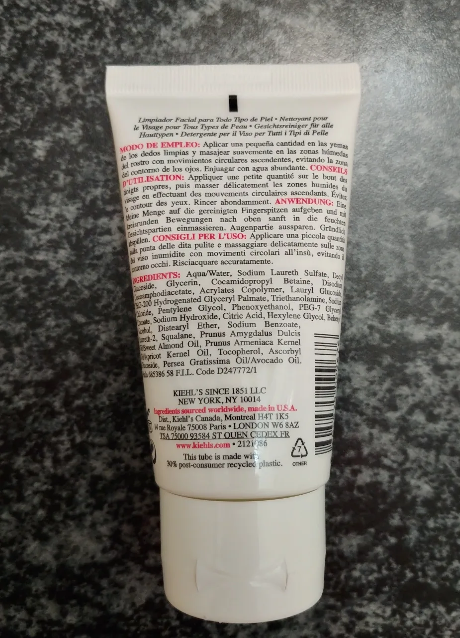 Kiehl's Ultra Facial Cleanser image indicator(2)