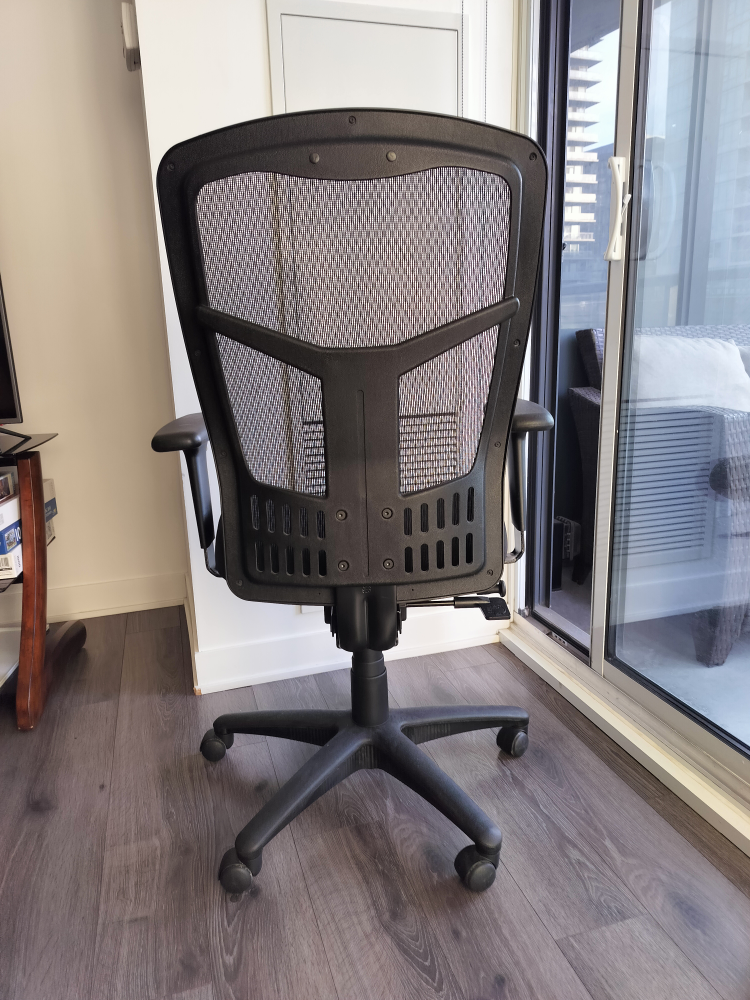 Black Mesh Office Chair - photo 2