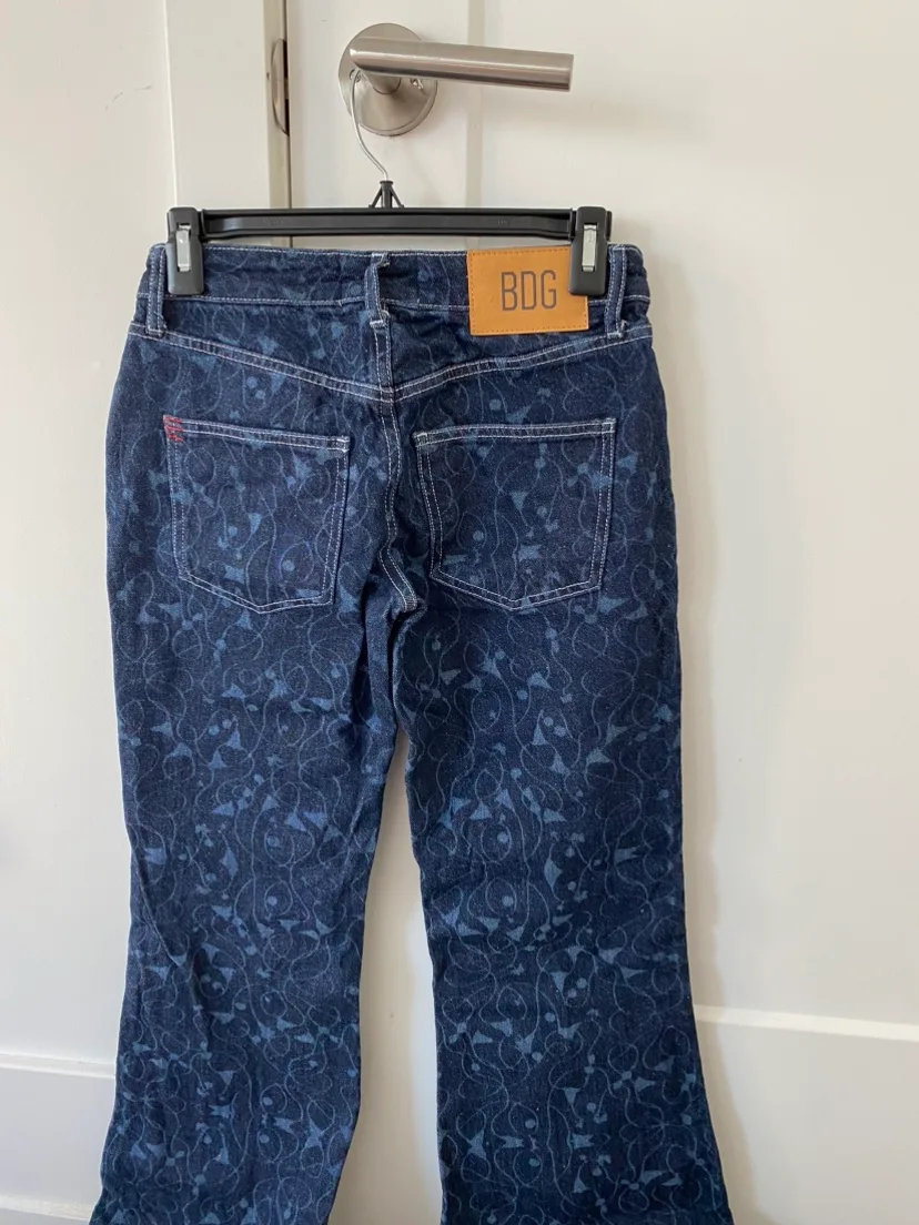BDG Low Rise Flare Jeans image indicator(2)