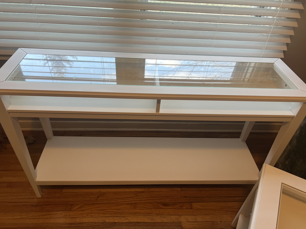 White Coffee Table and Console Table Set - photo 3