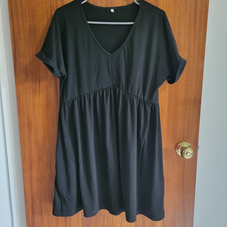 Black V-Neck Casual Maternity Dress