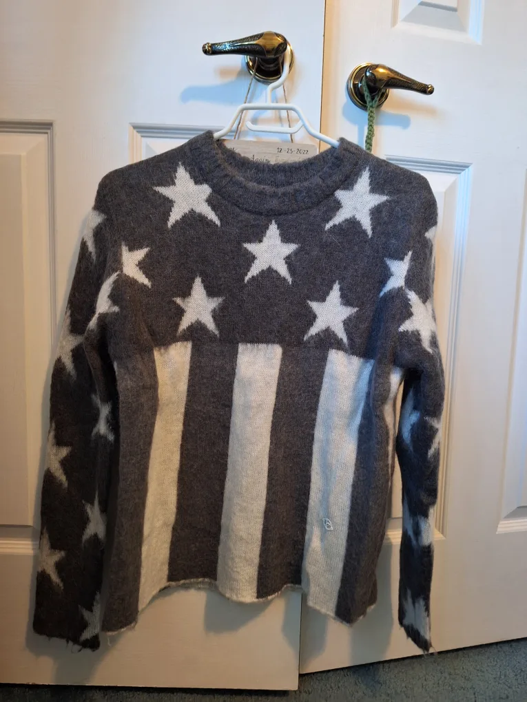 Warm Sweater thumbnail