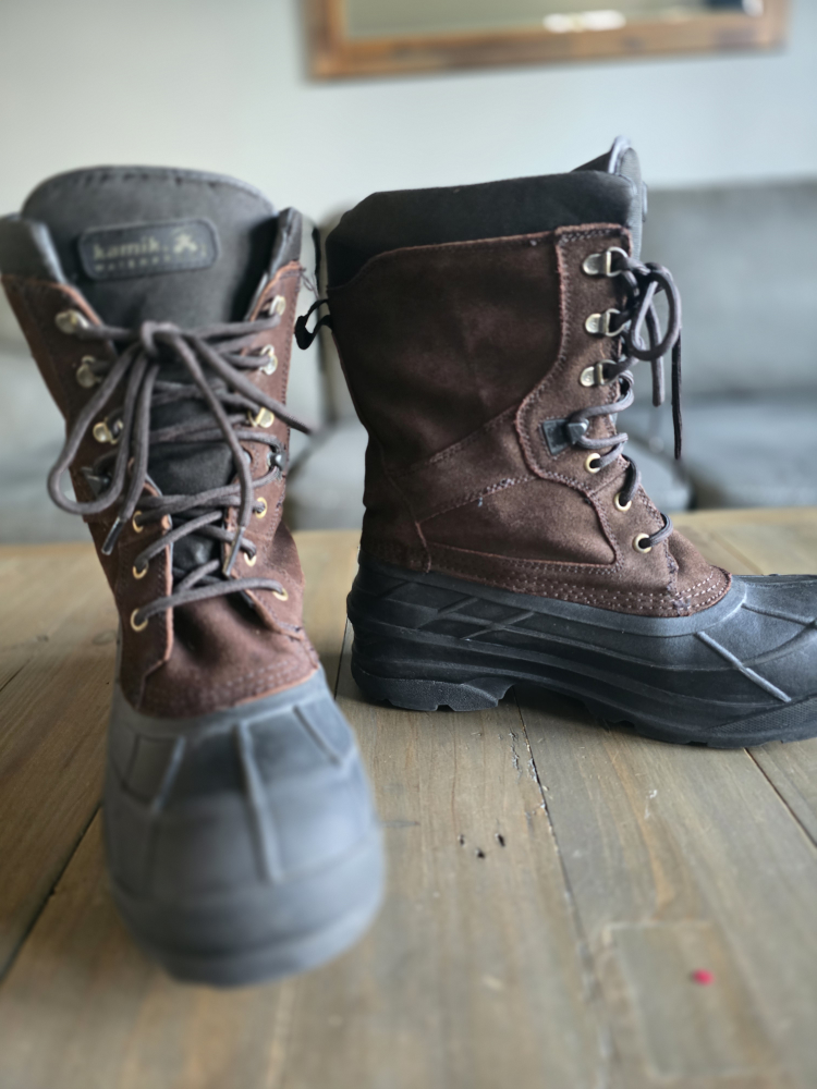 Kamik Nationwide Winter Boots, Size 10 US