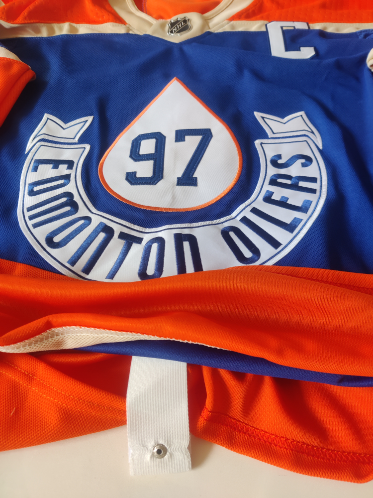 Edmonton Oilers Heritage Classic McDavid Jersey - photo 4
