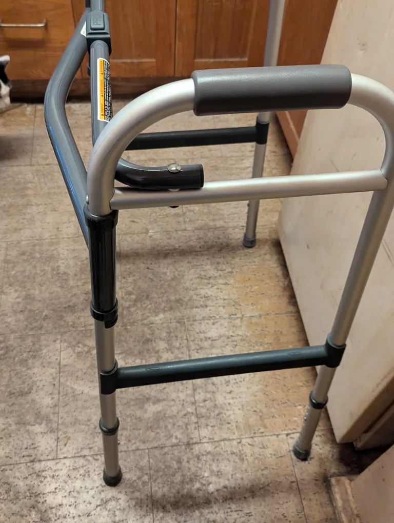 brand new folding mobility Walker image indicator(4)
