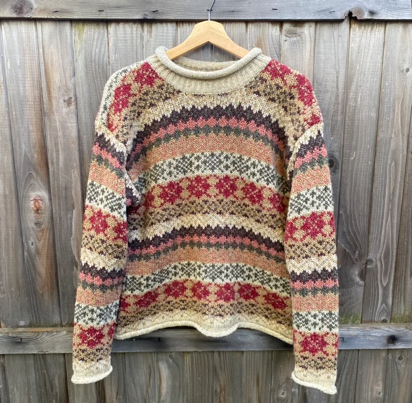 Perfect vintage autumn sweater thumbnail
