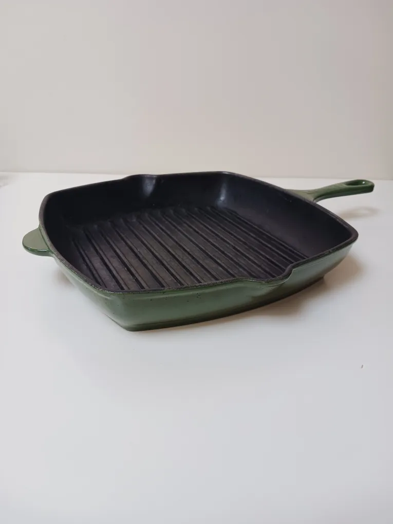 Le Creuset grill pan thumbnail