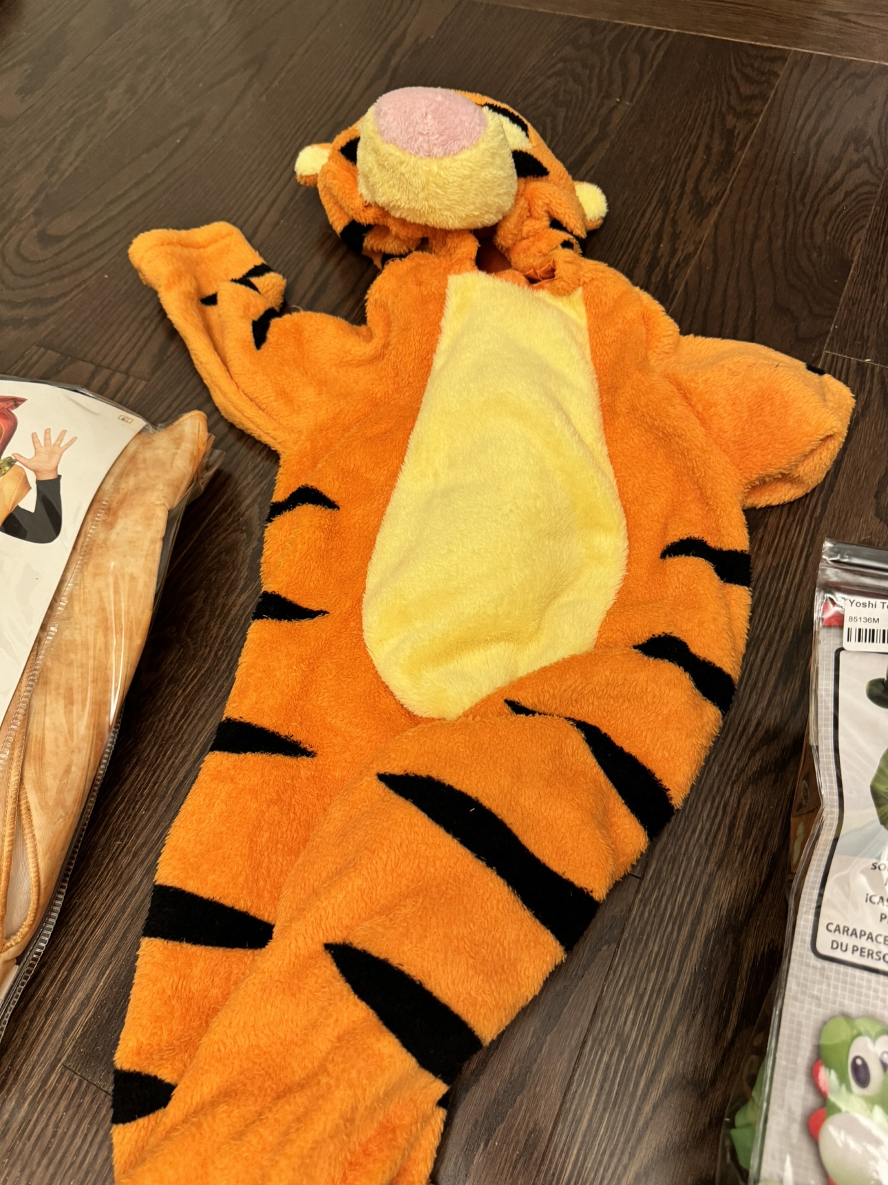 Disney Tigger Costume size : 2T