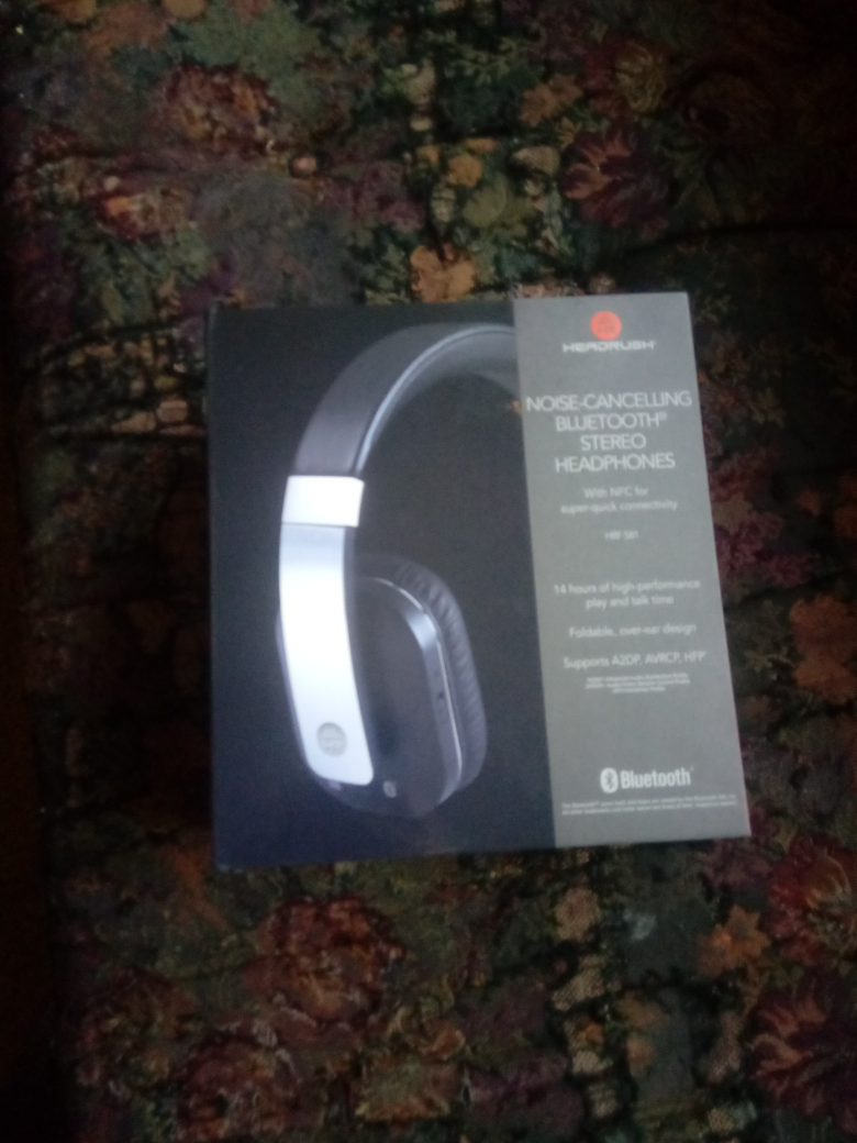 Mercurolight Noise-Cancelling Bluetooth Headphones