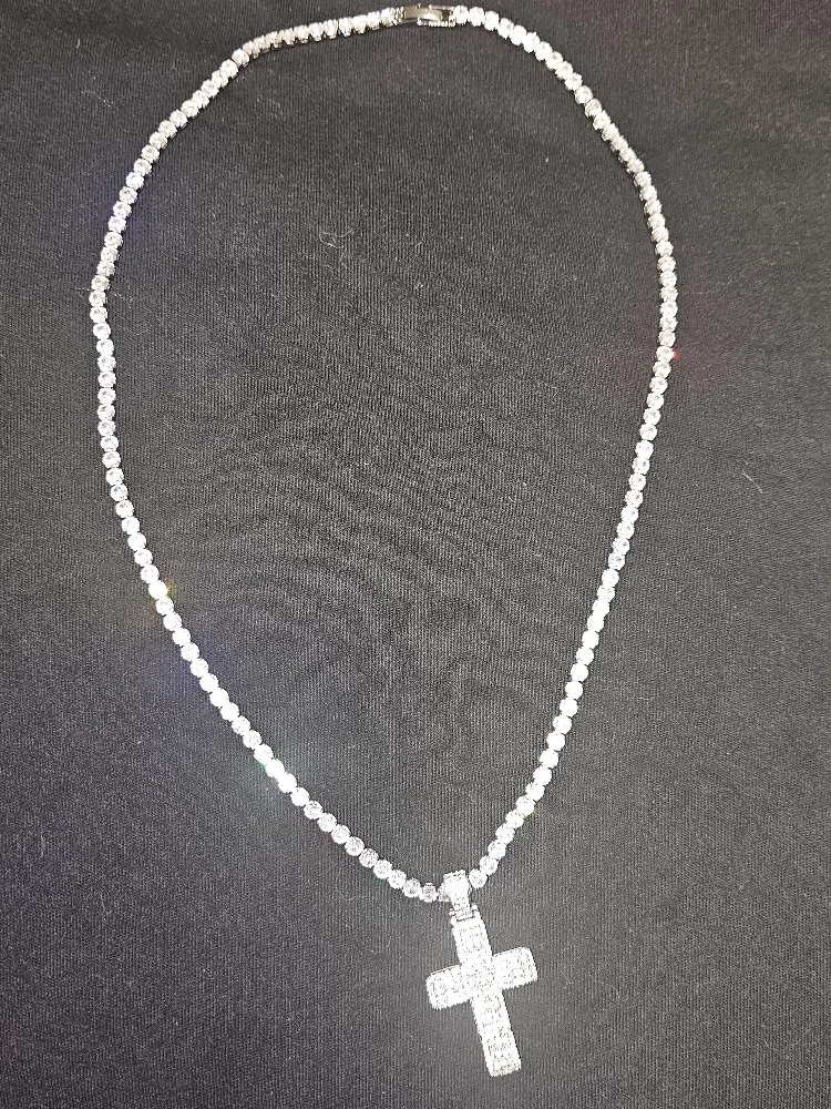 Cross Necklace image indicator(2)