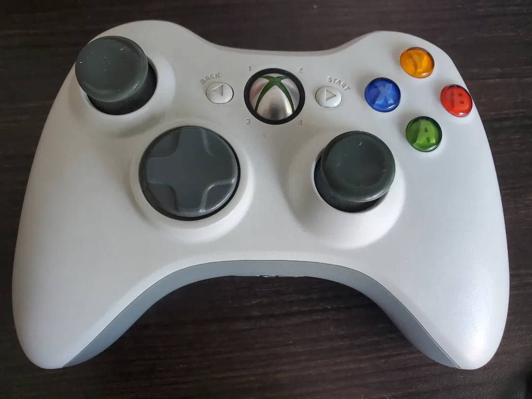 Xbox 360 Wireless Controllers & Receiver image indicator(3)