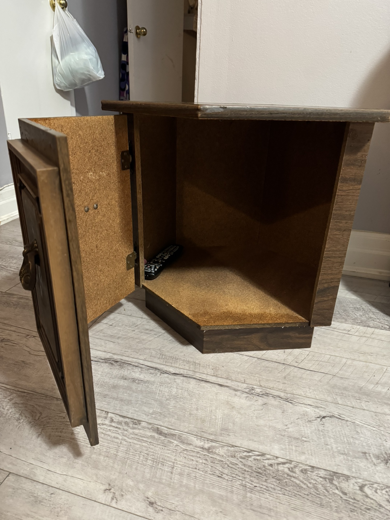 Wooden Side Table - photo 3