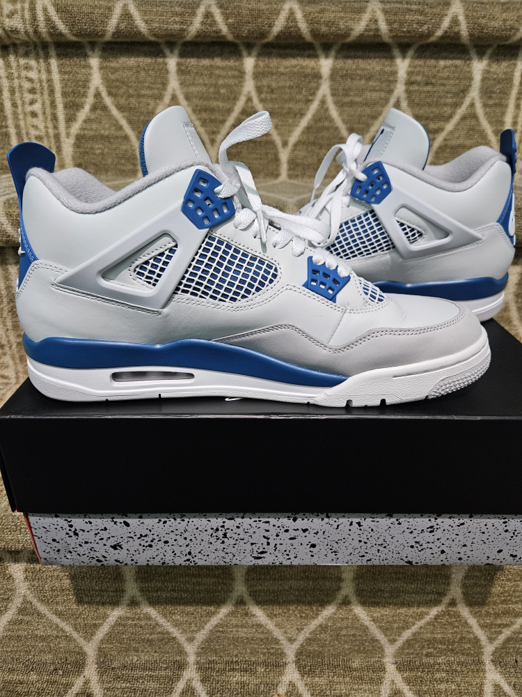 Air Jordan 4 Retro "Military Blue" Size 12 - photo 3