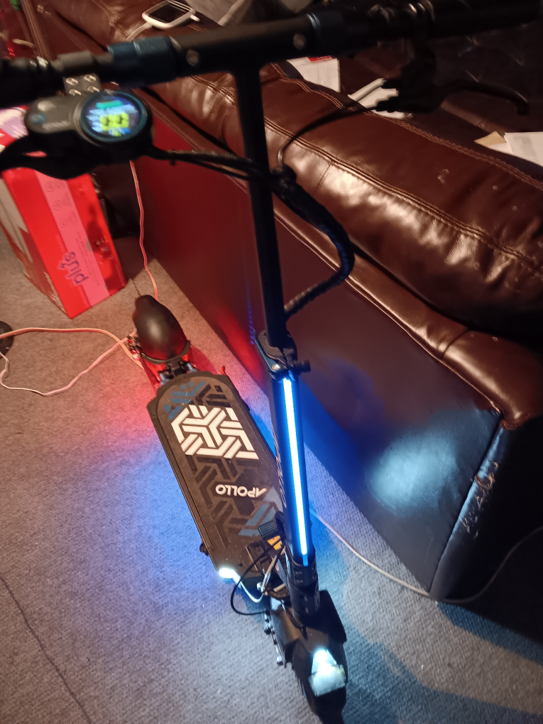 Apollo Electric Scooter - photo 2