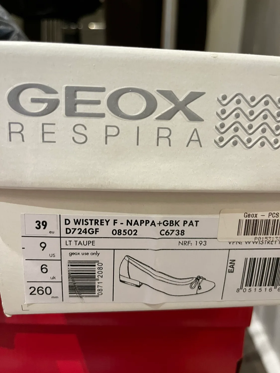Brand new Geox Respira Women's ballet flat size 9 image indicator(2)