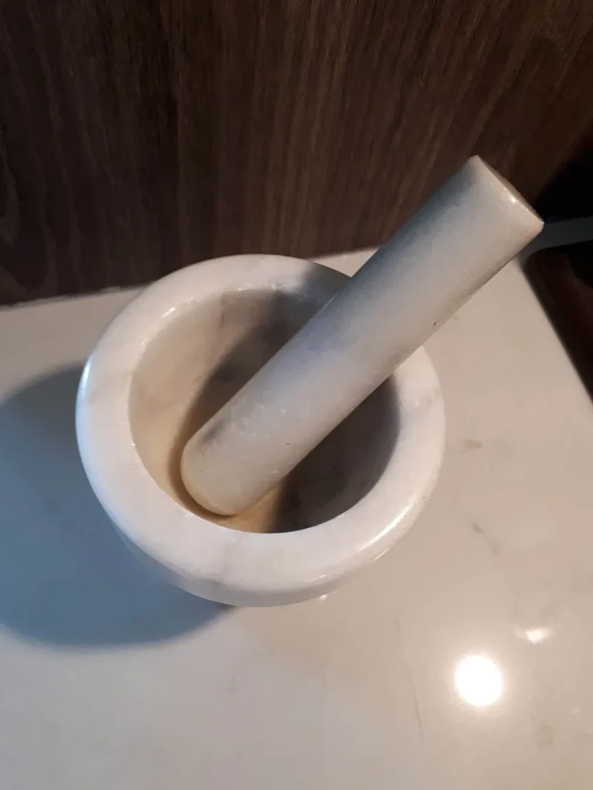 Small Marble Mortar and Pestle image indicator(2)