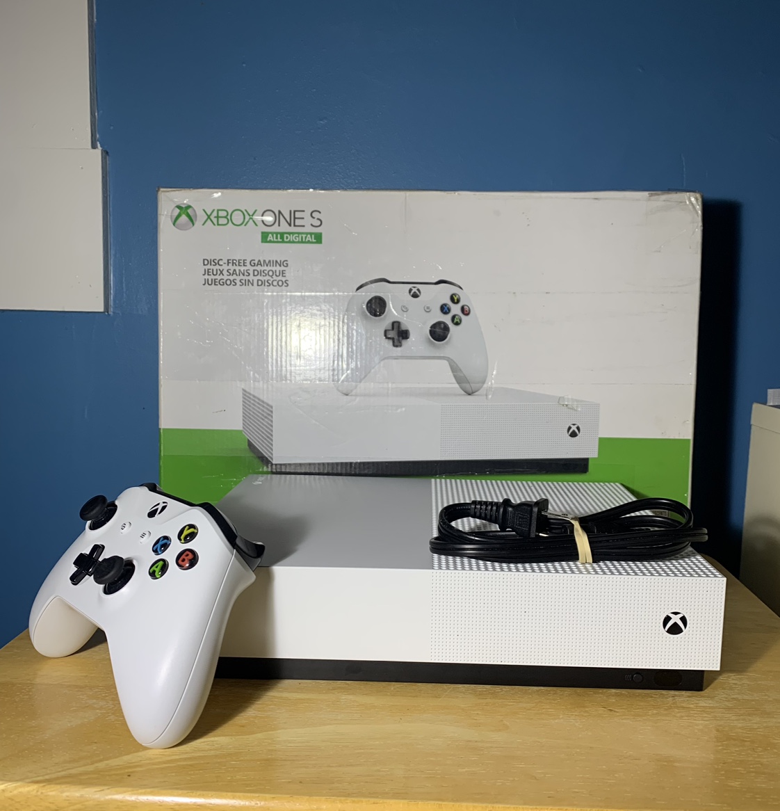 1TB Xbox One S All Digital Edition