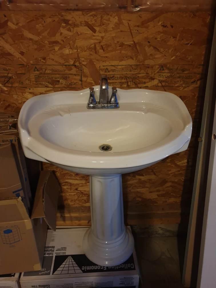 Pedestal Sink