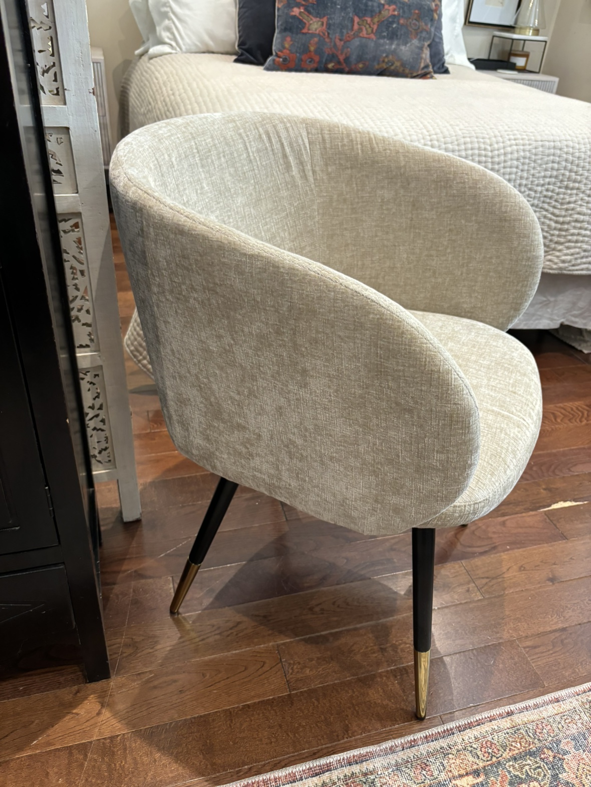 Swivel Occasional Chair