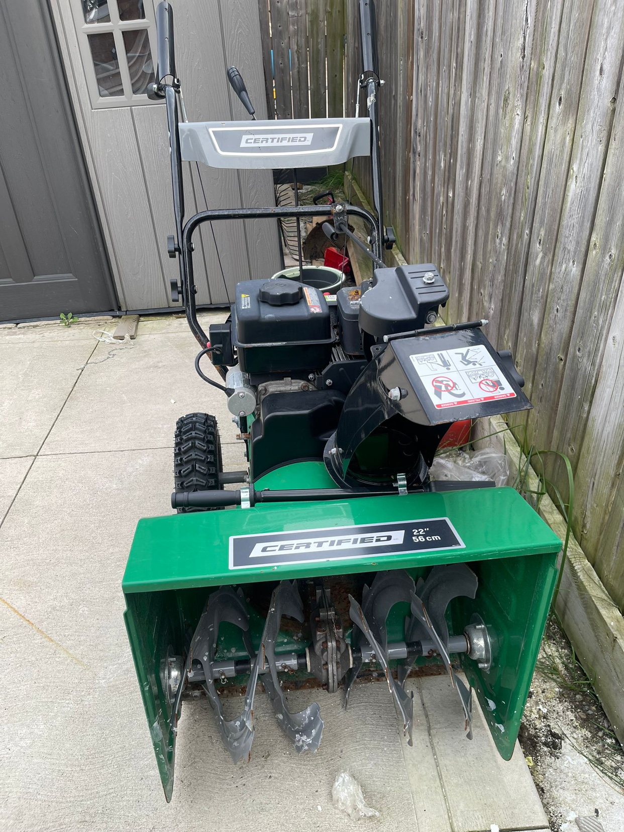 Snow blower