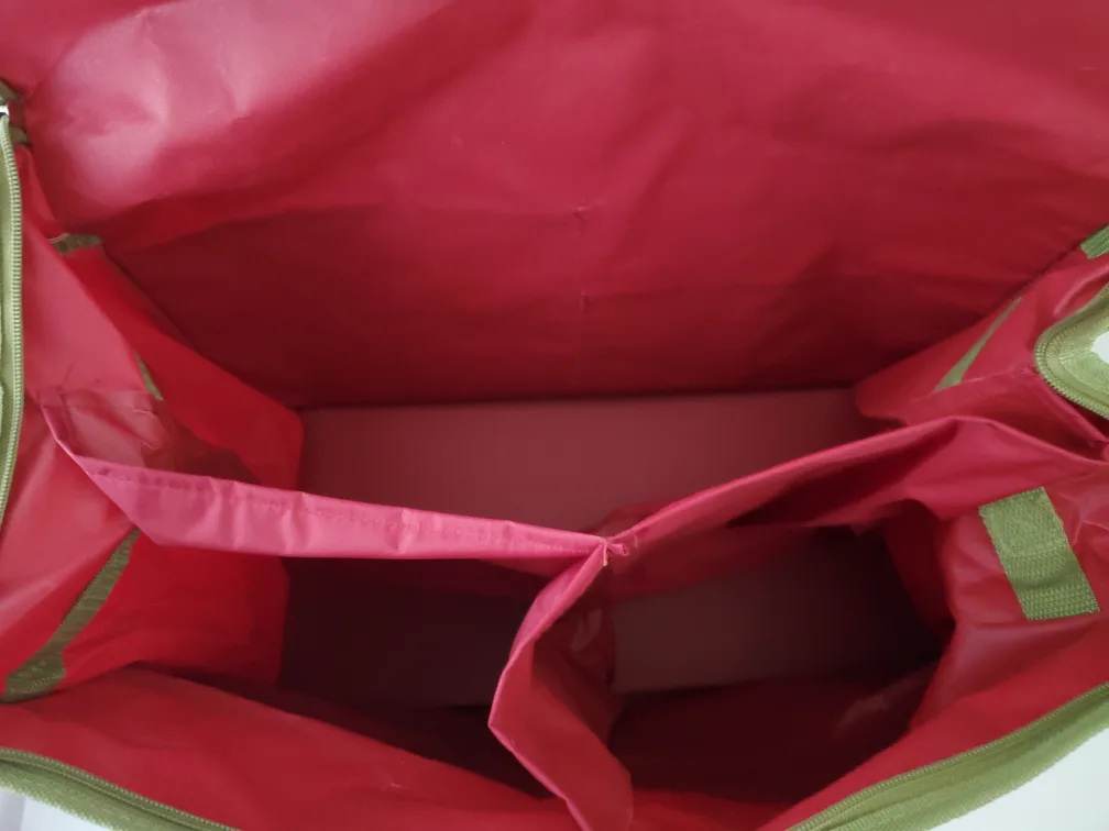 #Freecycle - Rubbermaid Tote Bag image indicator(3)