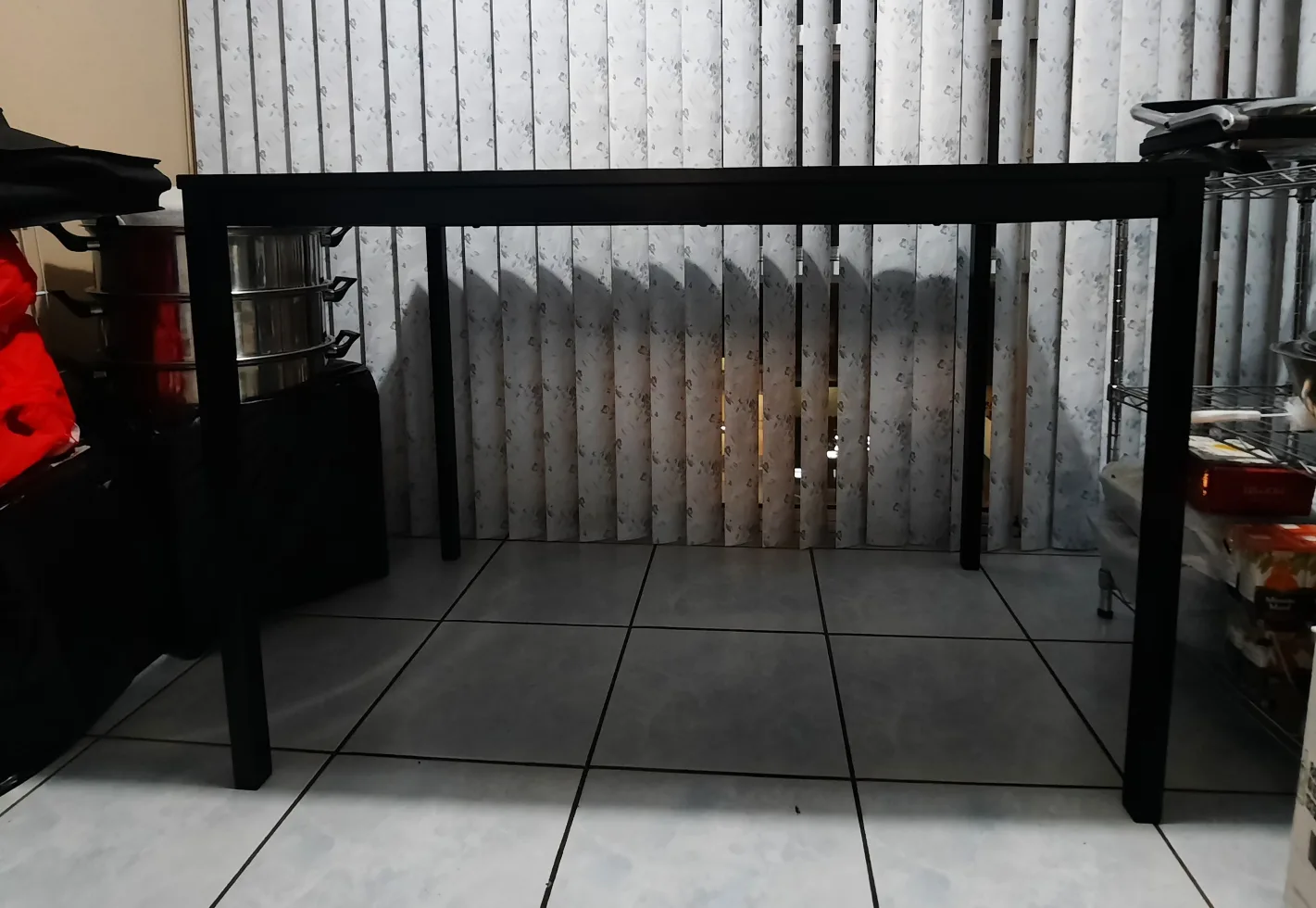 Ikea Black Table image indicator(2)