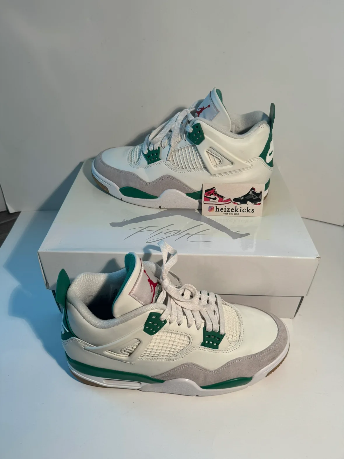 Jordan 4 SB Pine Green size 9.5 image indicator(2)