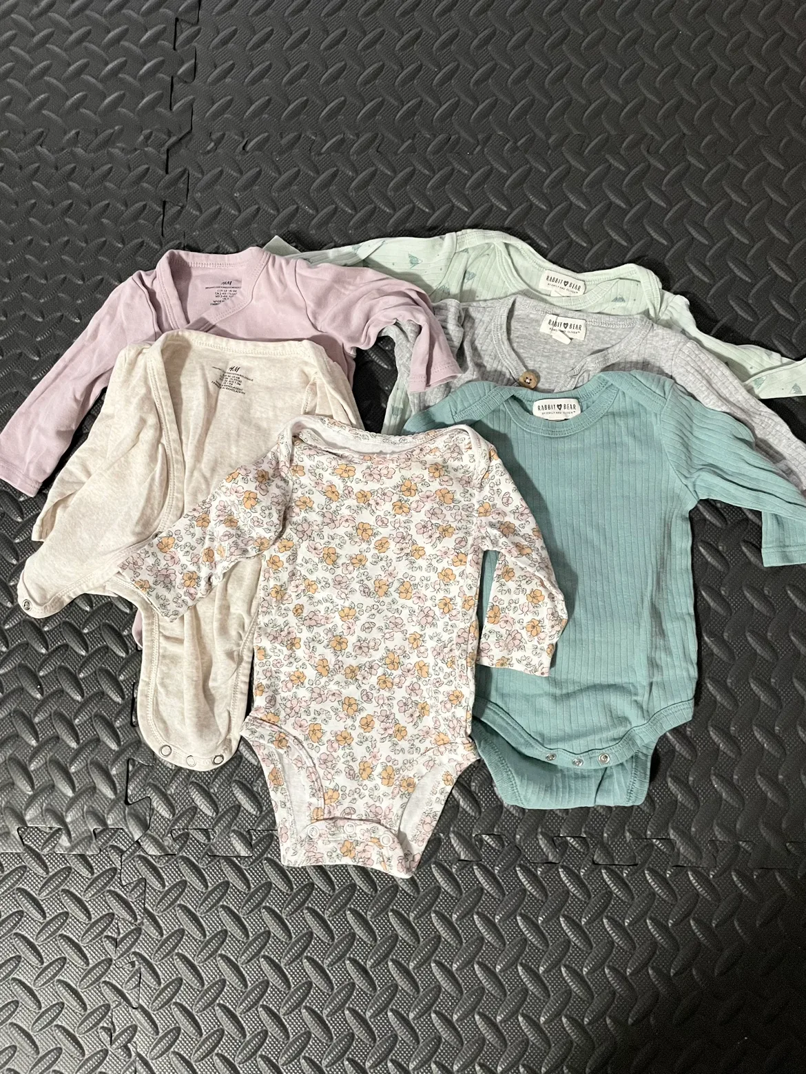 Baby Bodysuit Bundle image indicator(2)