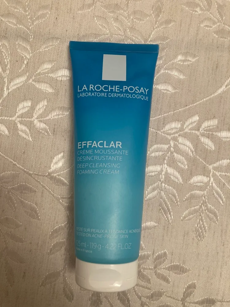 La Roche-Posay Purifying Cream Cleanser thumbnail
