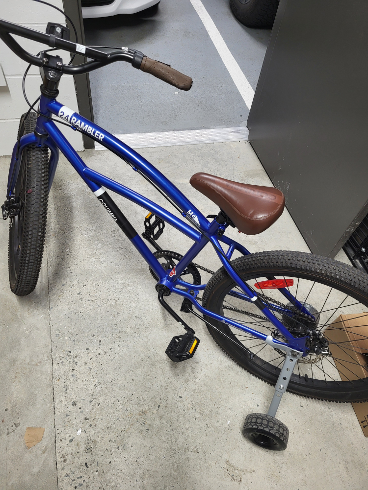 Columbia Rambler 24" Bike