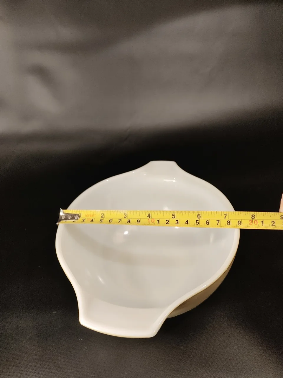 Pyrex Mixing Bowl 1 1/2 Quart image indicator(7)