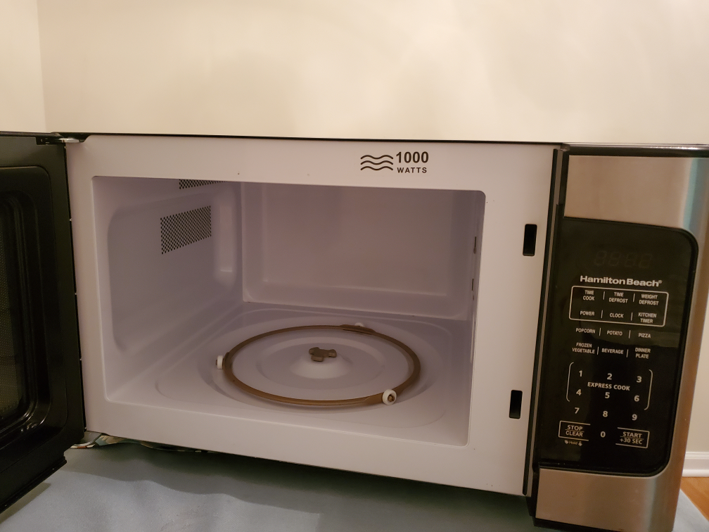 Hamilton Beach Microwave - photo 2
