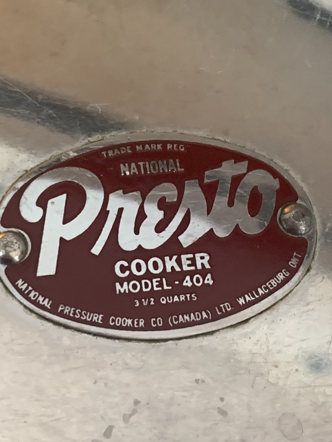 Vintage Presto Pressure Cooker Model 404 - photo 2