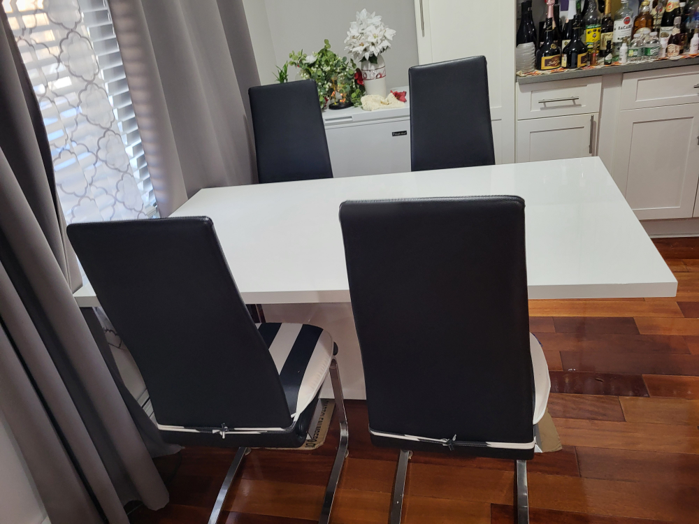 White Dining Table with 4 Black Chairs - photo 2
